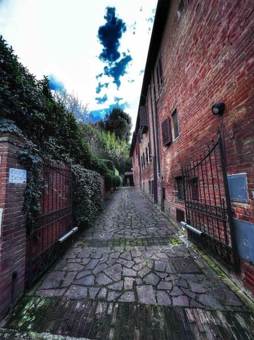Casa Lazzaro Al Centro Di Siena Villa Exterior photo